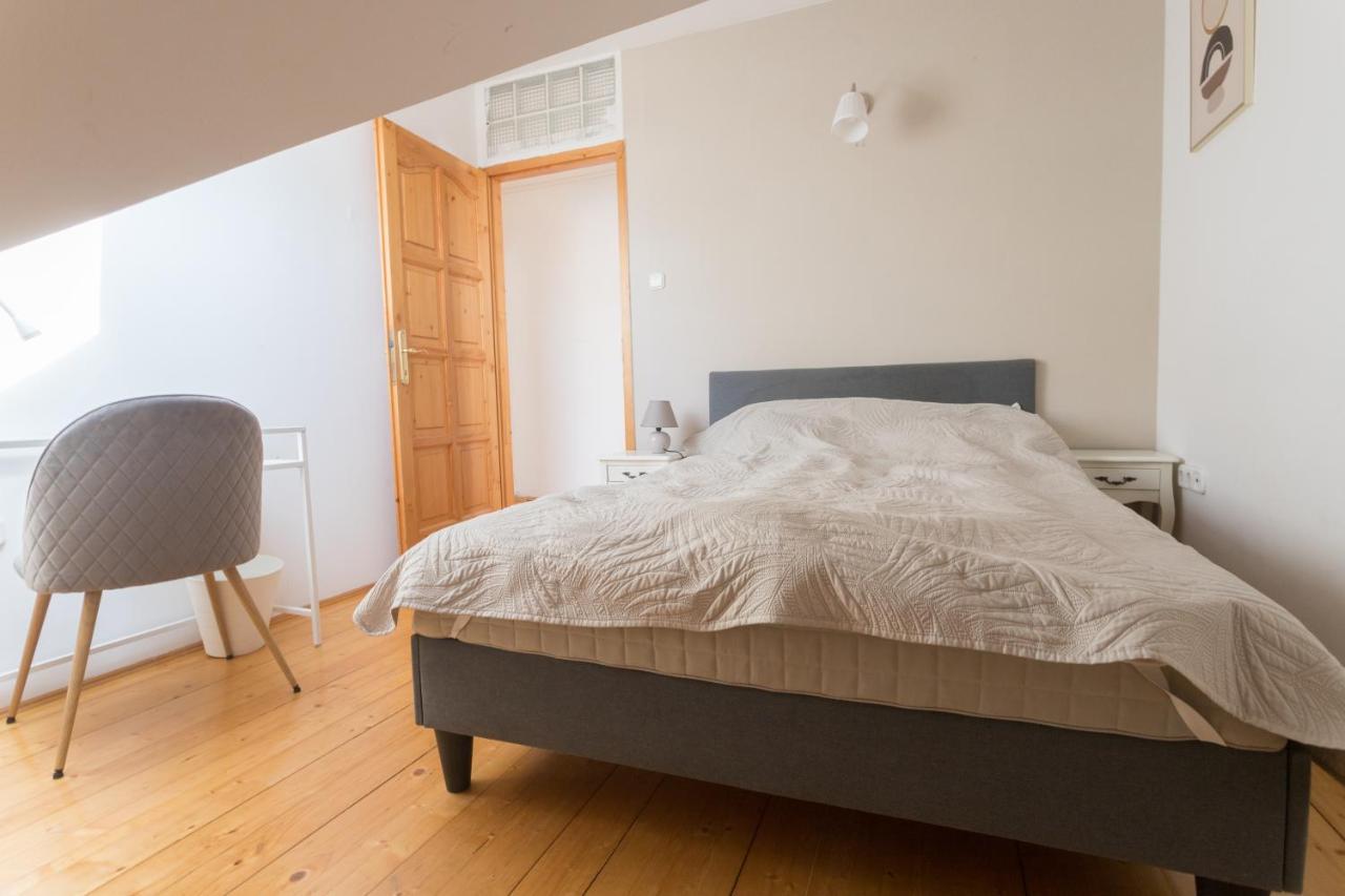 Hi-Bp Garden City Batsanyi Apartment 3 Rooms, Apartment Upstairs Near The City Train With Free Parking Будапешт Экстерьер фото